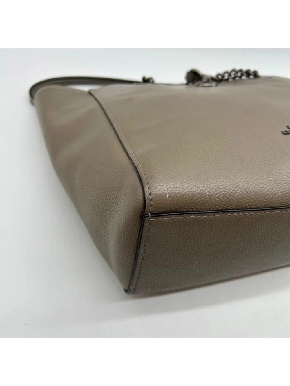 Coach Soft Grey Turn-lock Chain Tote Bag 57107